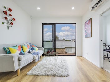 Brand New 2-Bedrooms+ Study with internal Garage