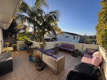 Image 1 of 29