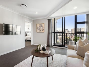 Sunny, Spacious and Elevated