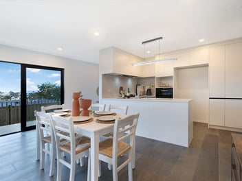 Your Stunning New Dream Awaits at Mt Roskill!!!!