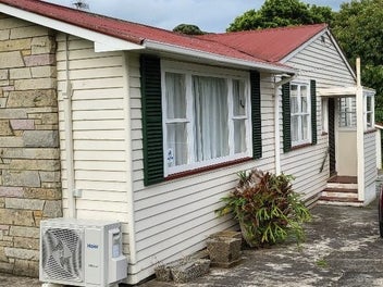 Image 1 of 18