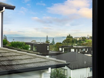 Brand New & Fantastic Sea views