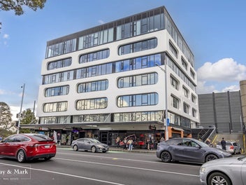 Rare Freehold Penthouse with Garage