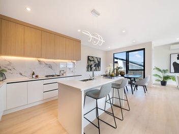 Stunning 2 Level, 5 Bedroom Home!