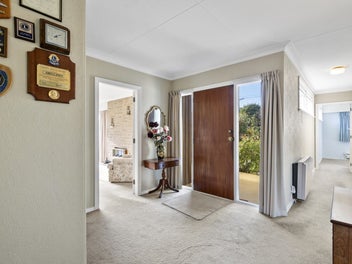 Sun, Views & Quality in a Location That Delivers