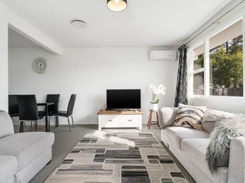 Great Starter on Freehold Title!