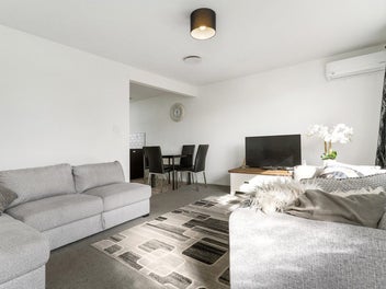 Warm, Welcoming & Wonderfully Private