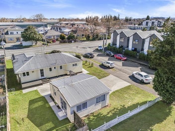 5 Bedroom Freehold Investment Opportunity