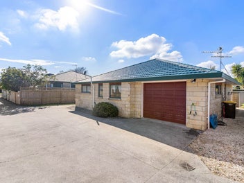 PRIVATE SUNTRAP - FULL OF POTENTIAL