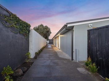 Look First Home Buyers! Seaside Living...