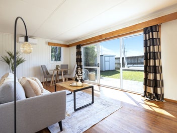 Charming Freehold Entry – 385m2