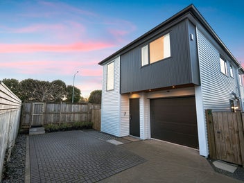 Stylish Family Home in Heart of Albany