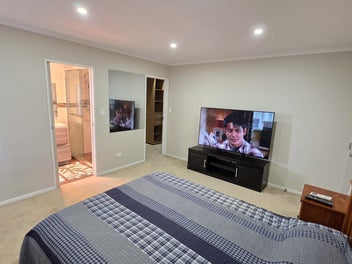Image 1 of 20