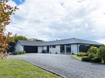 2a Whitcombe street, Lepperton