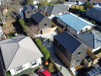 Modern Living – Minutes from the City & Stadium