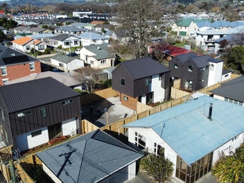 Stylish Standalone Townhouse Prime Sydenham