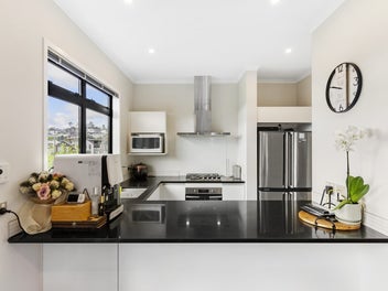 Low Maintenance Parkside Living