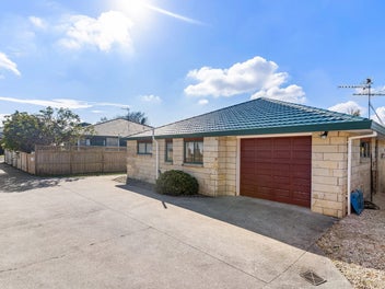 PRIVATE SUNTRAP - FULL OF POTENTIAL
