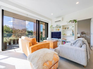 Light, Space & Lifestyle