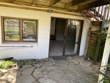 Image 1 of 8