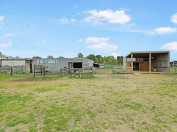 Acreage Advantage in the Heart of Marton