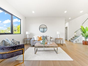 New & Modern Parkside Home in Remuera