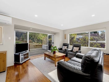 Big Hearted Family Classic, Zoned for Macleans