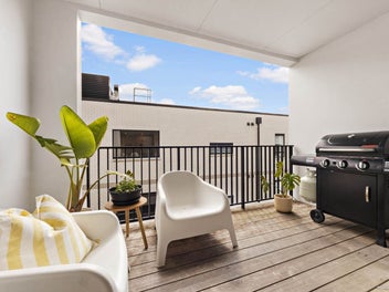 Style, Sun & Your Own Car Space