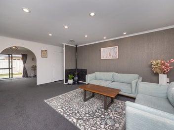 Easy living in family-friendly Kelvin Grove
