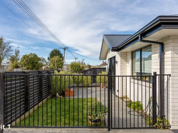Freehold standalone townhouses - must be sold