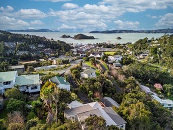 Bay of Islands Coastal Investment & Lifestyle