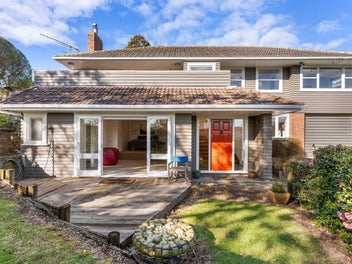 Glendowie gold on 966 sqm