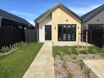 Image 1 of 11