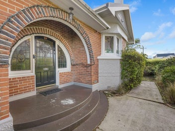 Brilliant family home or development potential