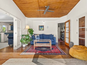 Bayview beauty with country charm