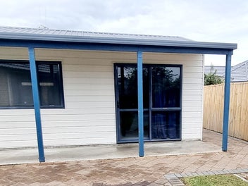 Image 1 of 18