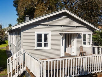 Charming Character Bungalow - FOR REMOVAL