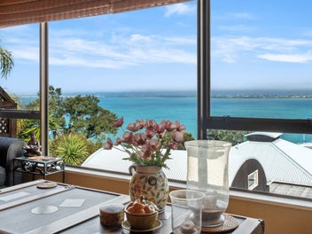 Sunsets, Sea Views & Serenity