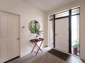 Family Comfort in a Peaceful Reserve Setting