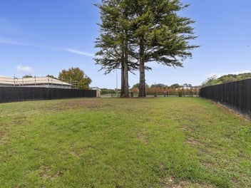 Priced to sell-Flat, Fenced with Services -Lets Go