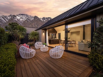 Elevated style with protected views