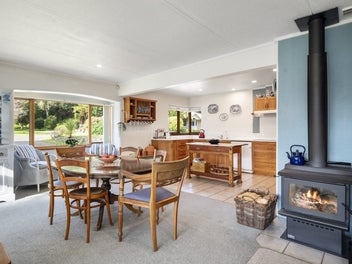 Stunning Design In Tranquil Setting