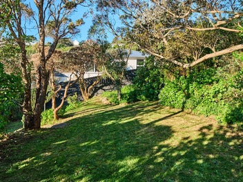 FABULOUS OPPORTUNITY IN SUNNY STRATHMORE