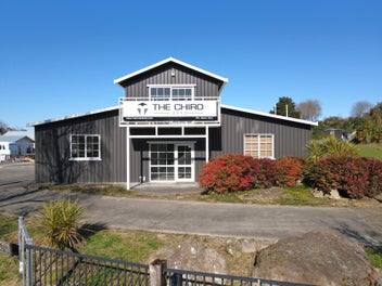 Image 1 of 5