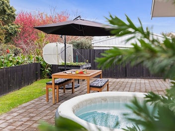 Refurbished, Restful, Retreat