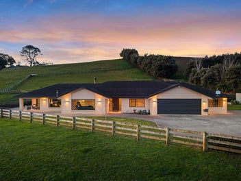 !! URGENT SALE, VENDOR MOTIVATED – HAVEN AWAITS !!