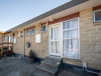 Affordable Freehold Title Close to the Beach