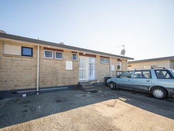 Affordable Freehold Title Close to the Beach