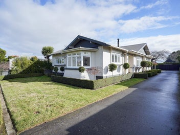 Location, Location, Location at 12 Russel Street
