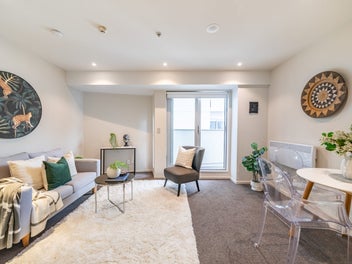City Living Made Easy - SOHO Complex